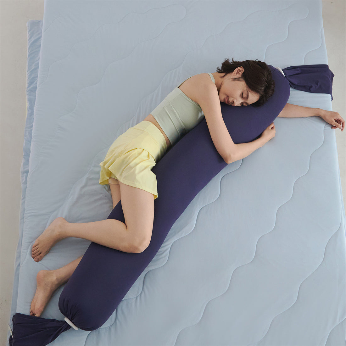 Skin-Friendly Side-Sleeping Maternity Pillow