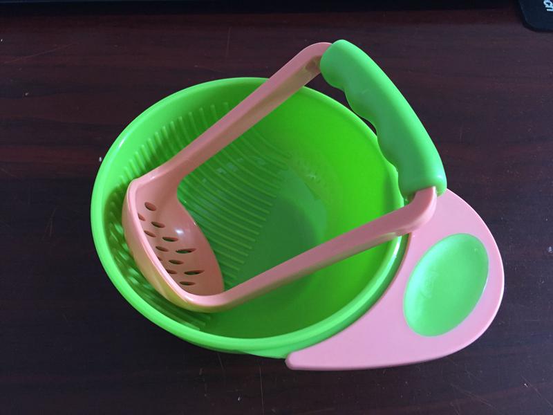 Baby Feeding Set with Fruit Feeder & Grinder